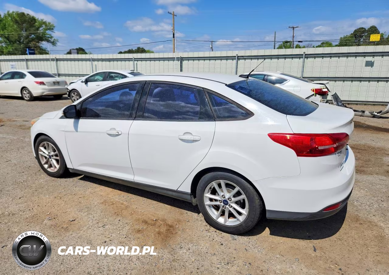 2016 Ford Focus Se VIN:1FADP3F29GL360583 - 2