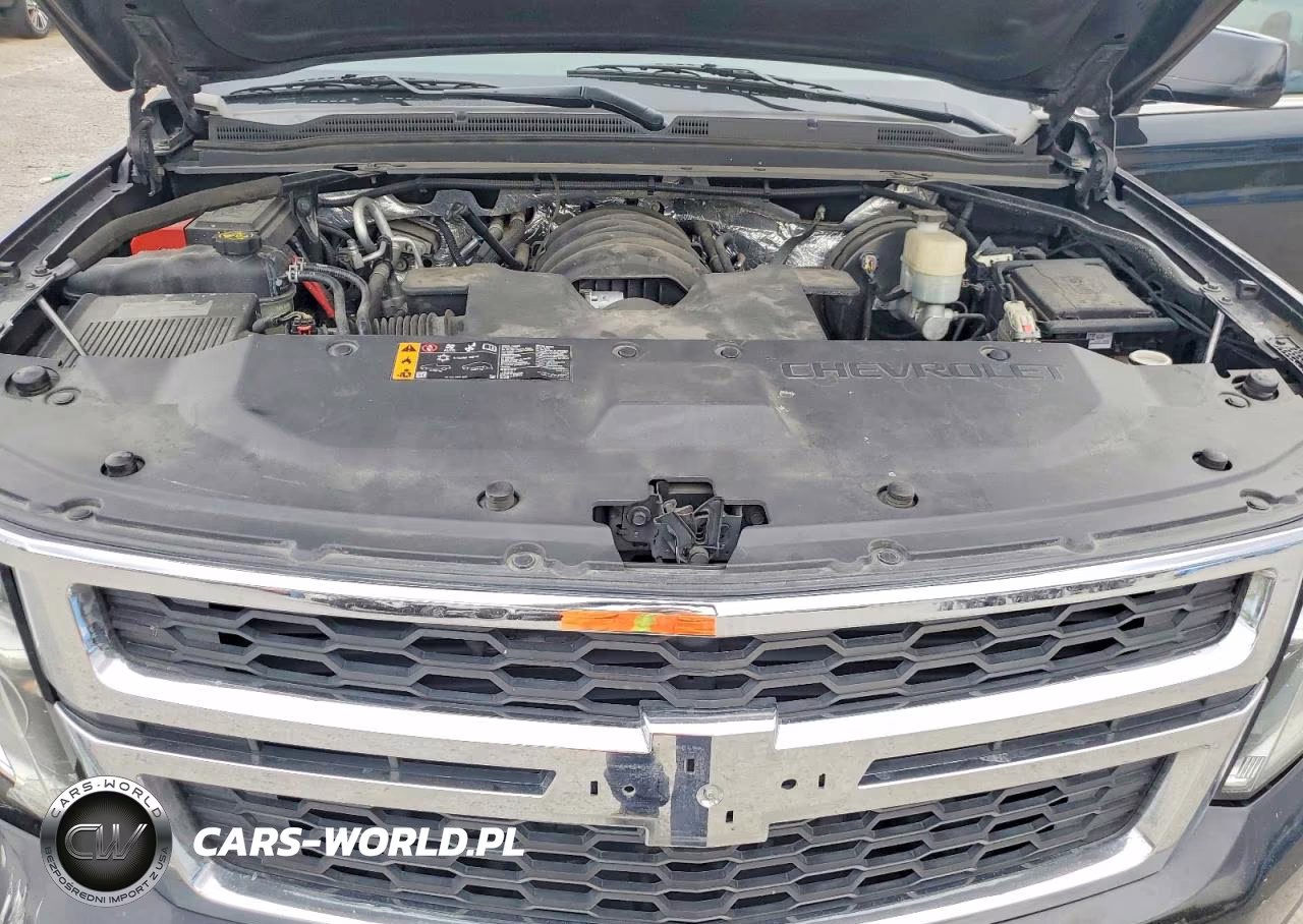 2018 Chevrolet Suburban C1500 Lt VIN:1GNSCHKCXJR143922 - 12