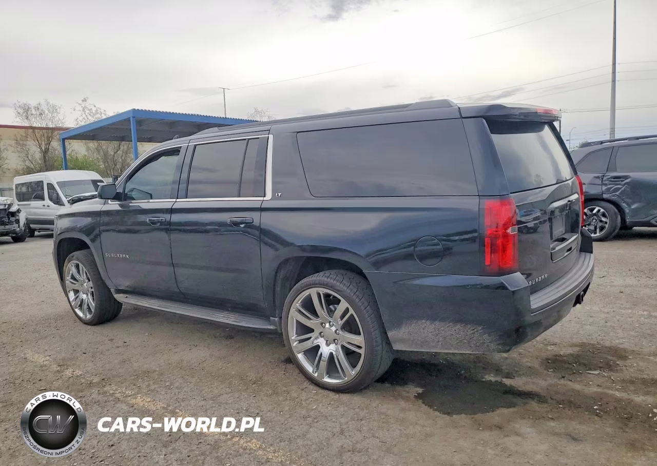 2018 Chevrolet Suburban C1500 Lt VIN:1GNSCHKCXJR143922 - 2
