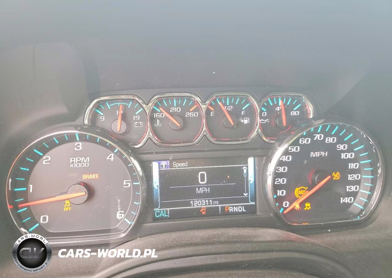 2018 Chevrolet Suburban C1500 Lt VIN:1GNSCHKCXJR143922 - 9