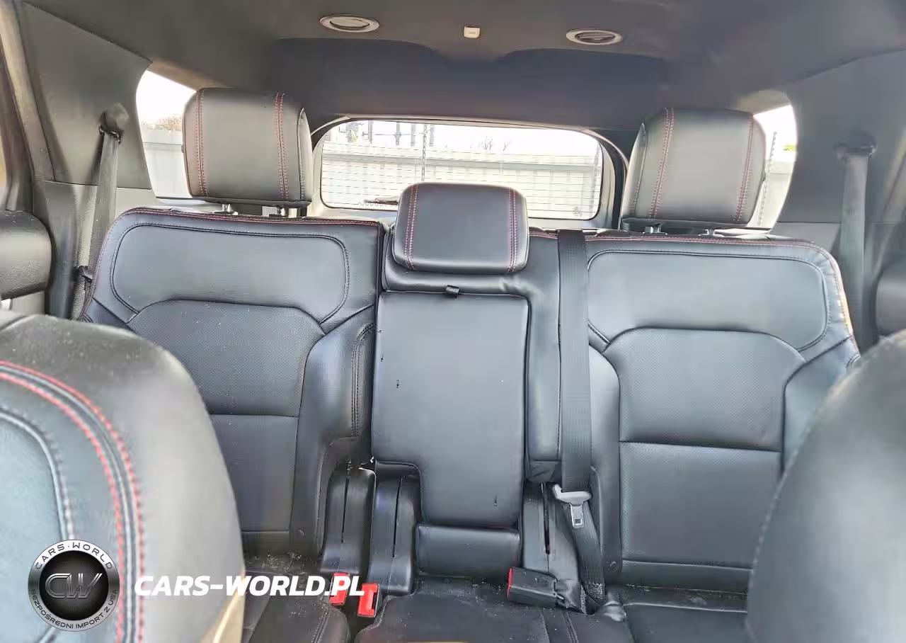 2018 Ford Explorer Sport VIN:1FM5K8GT9JGC24225 - 10