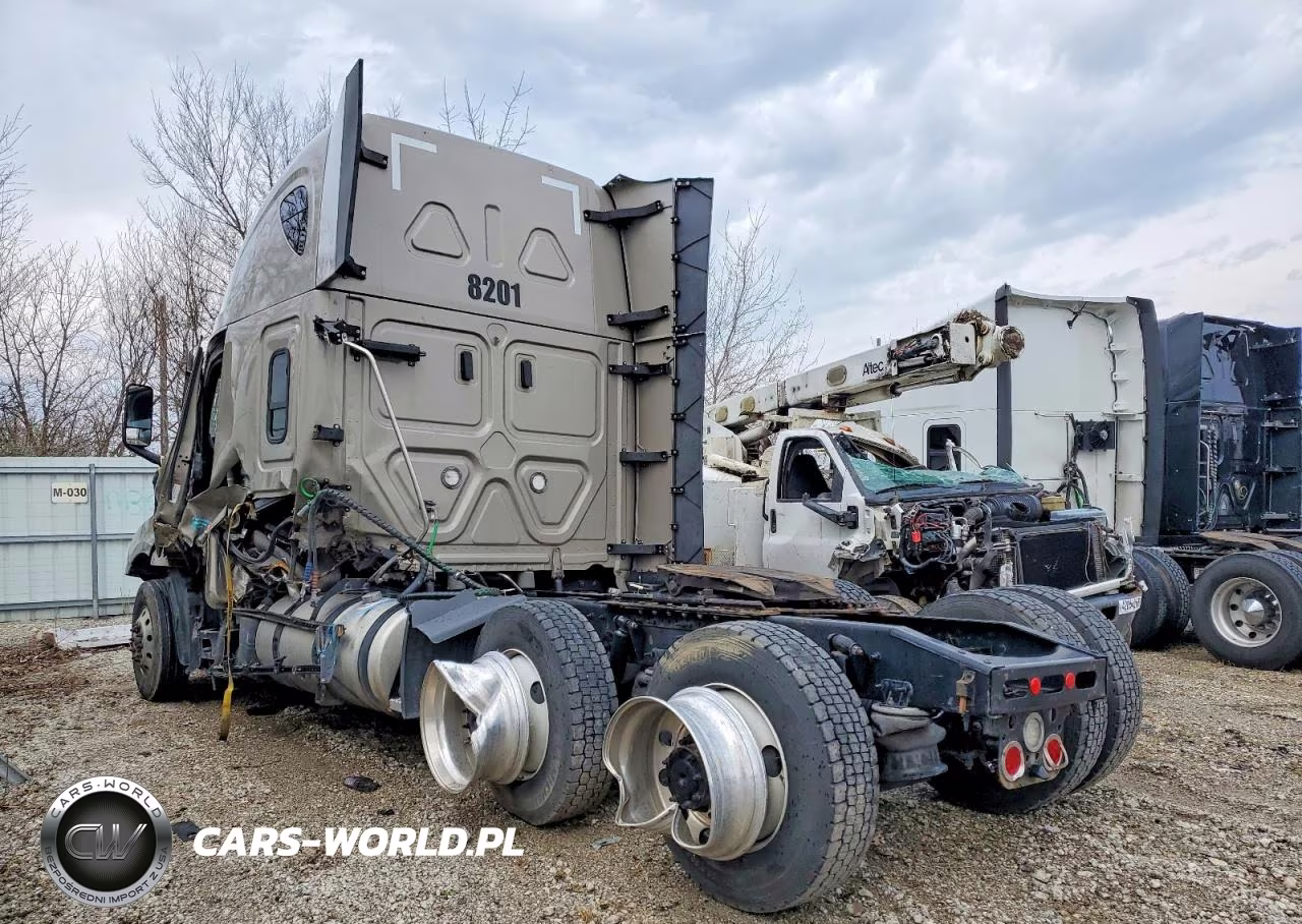 2022 Freightliner Cascadia 126 Semi Truck VIN:3AKJHHDR2NSNB1017 - 3