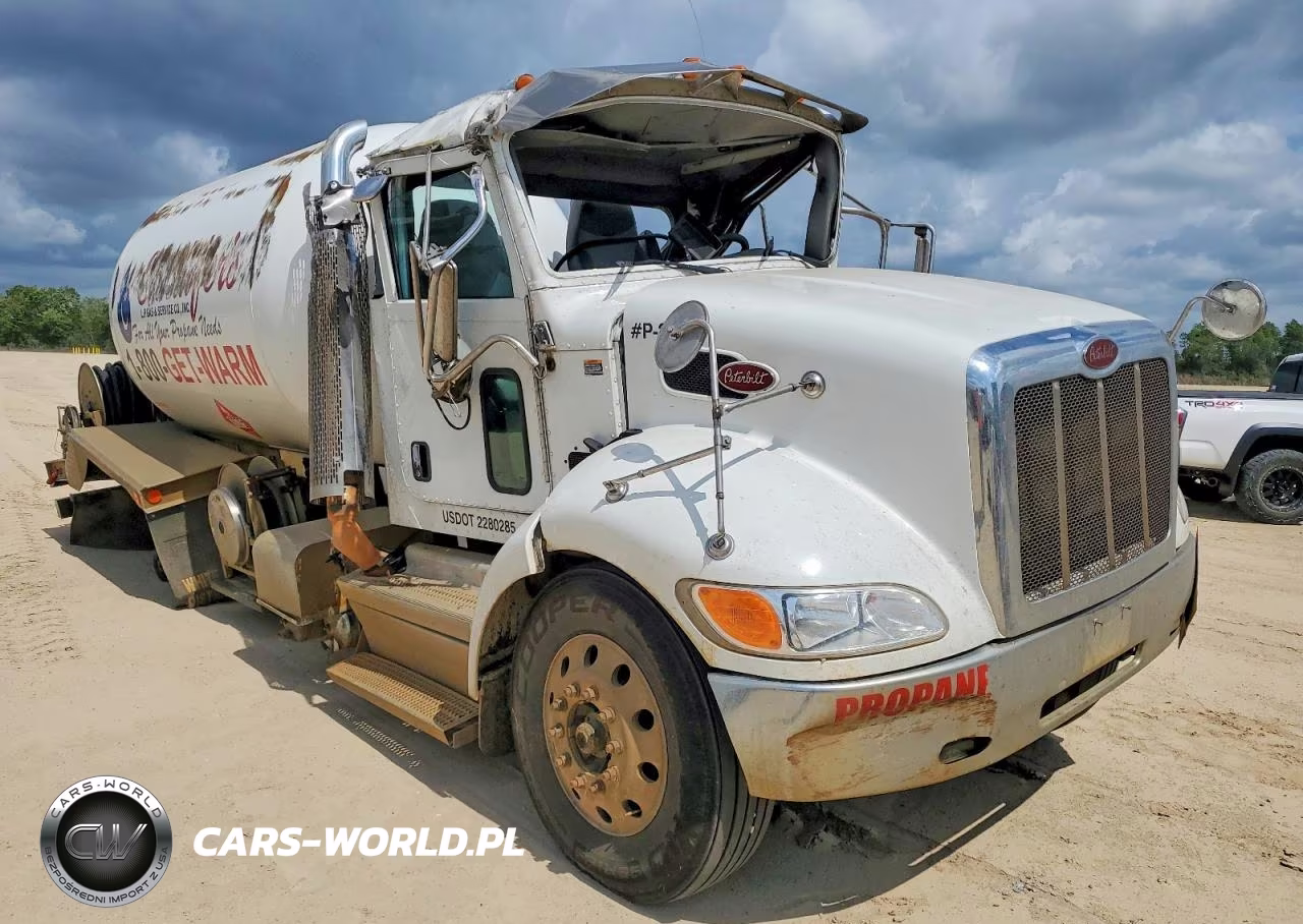 2019 Peterbilt 337 Vacuum Truck