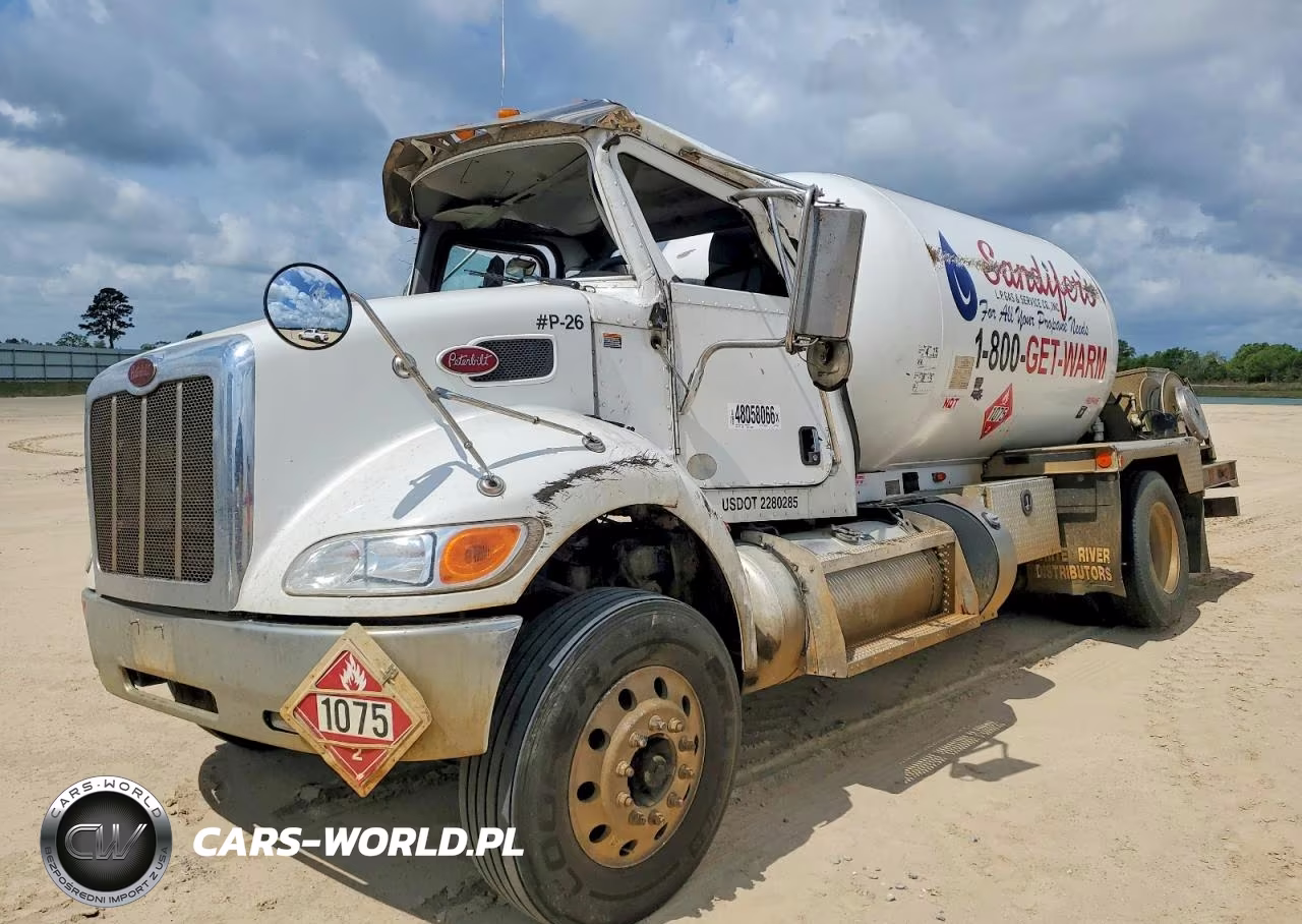 2019 Peterbilt 337 Vacuum Truck VIN:2NP2HM7X6KM415060 - 2