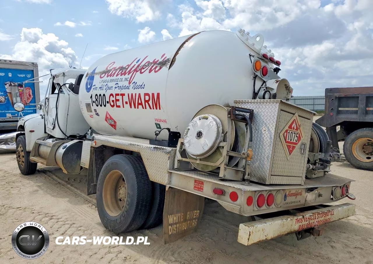2019 Peterbilt 337 Vacuum Truck VIN:2NP2HM7X6KM415060 - 3