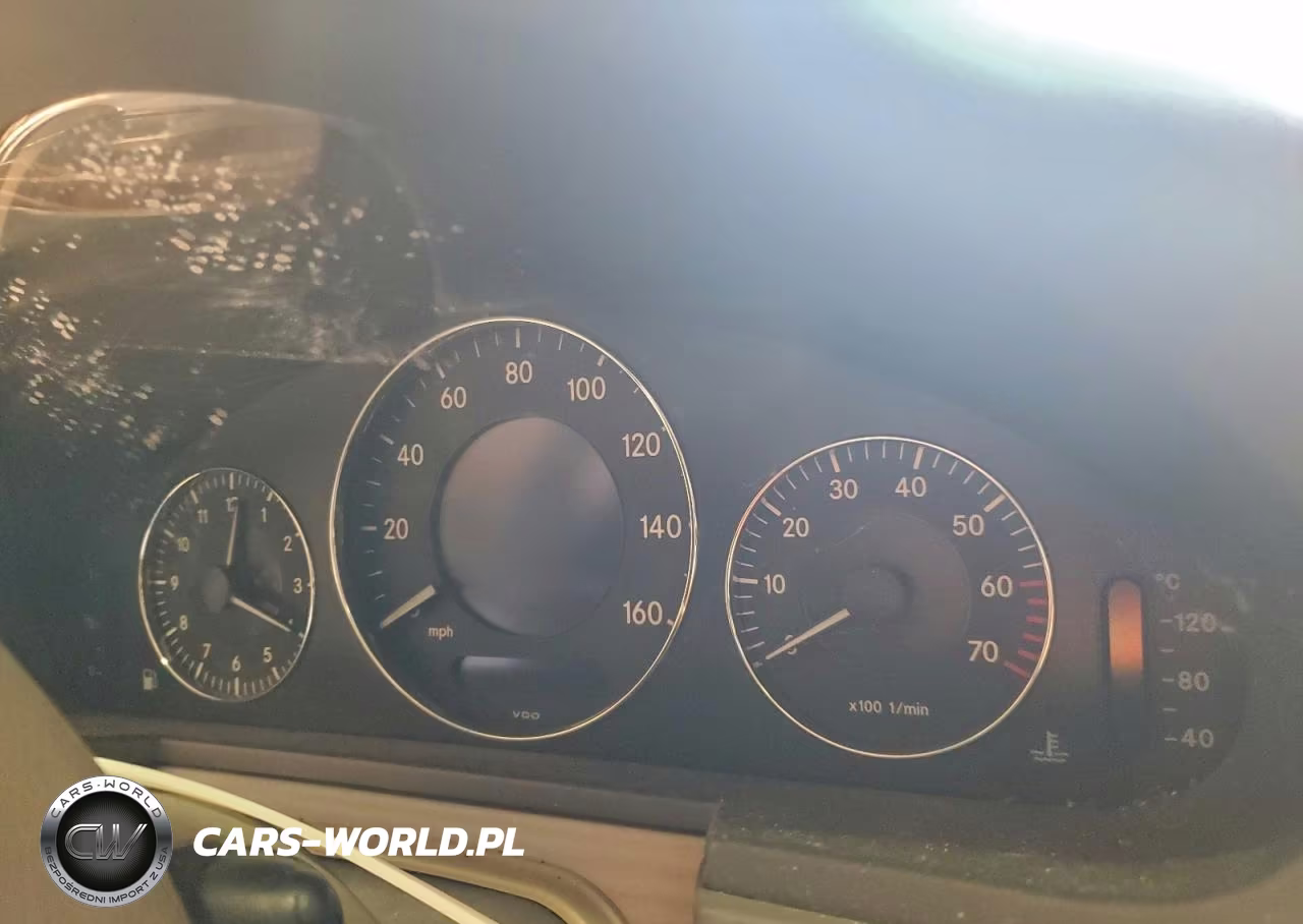 2008 Mercedes-Benz E-Class VIN:WDBUF65J43A305745 - 9