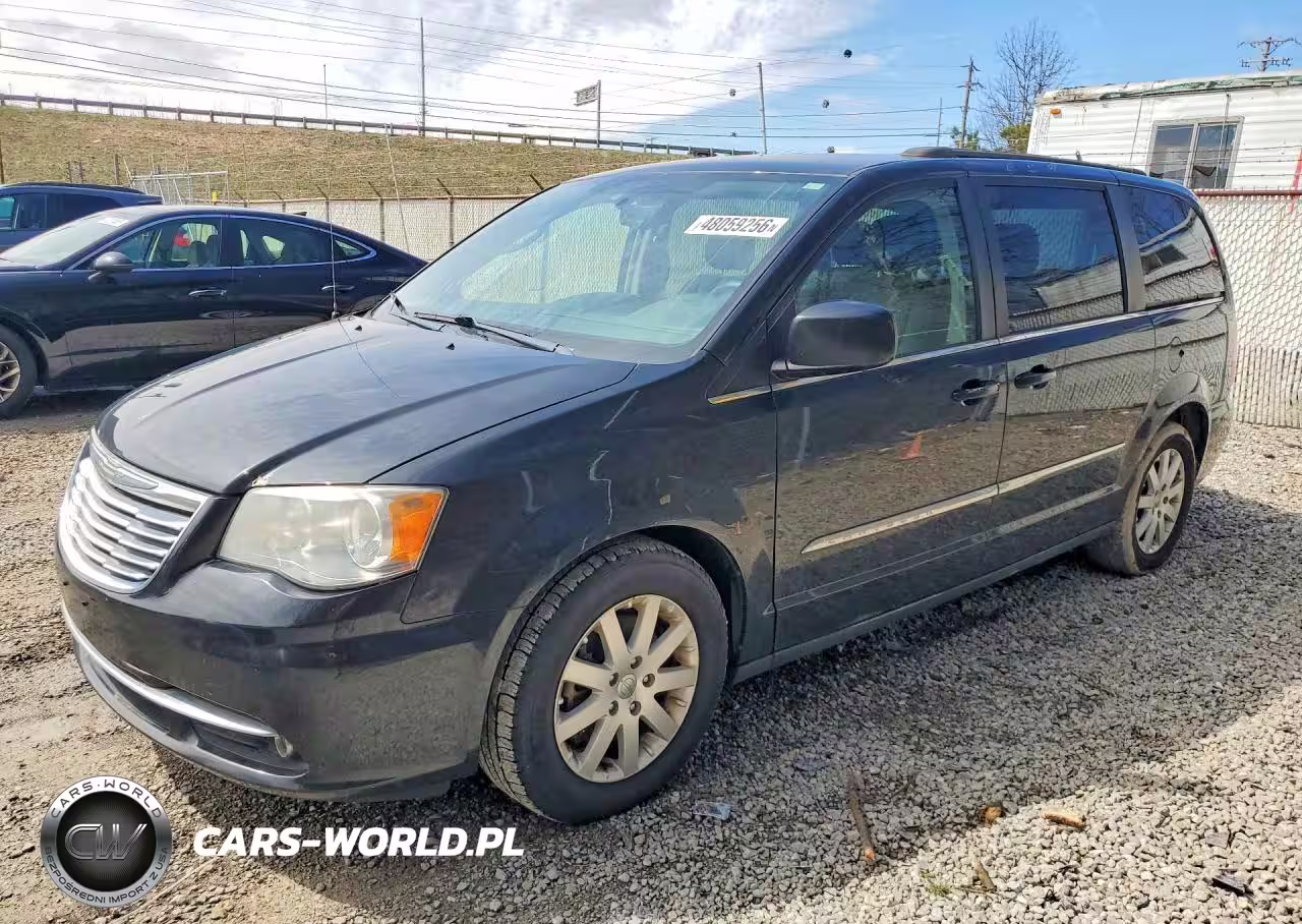 2013 Chrysler Town & Country Touring