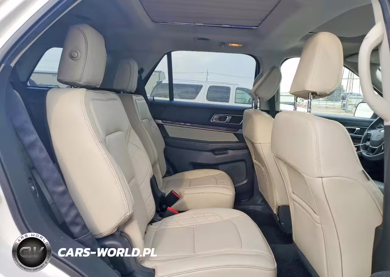 2018 Ford Explorer Platinum VIN:1FM5K8HT1JGA40718 - 11