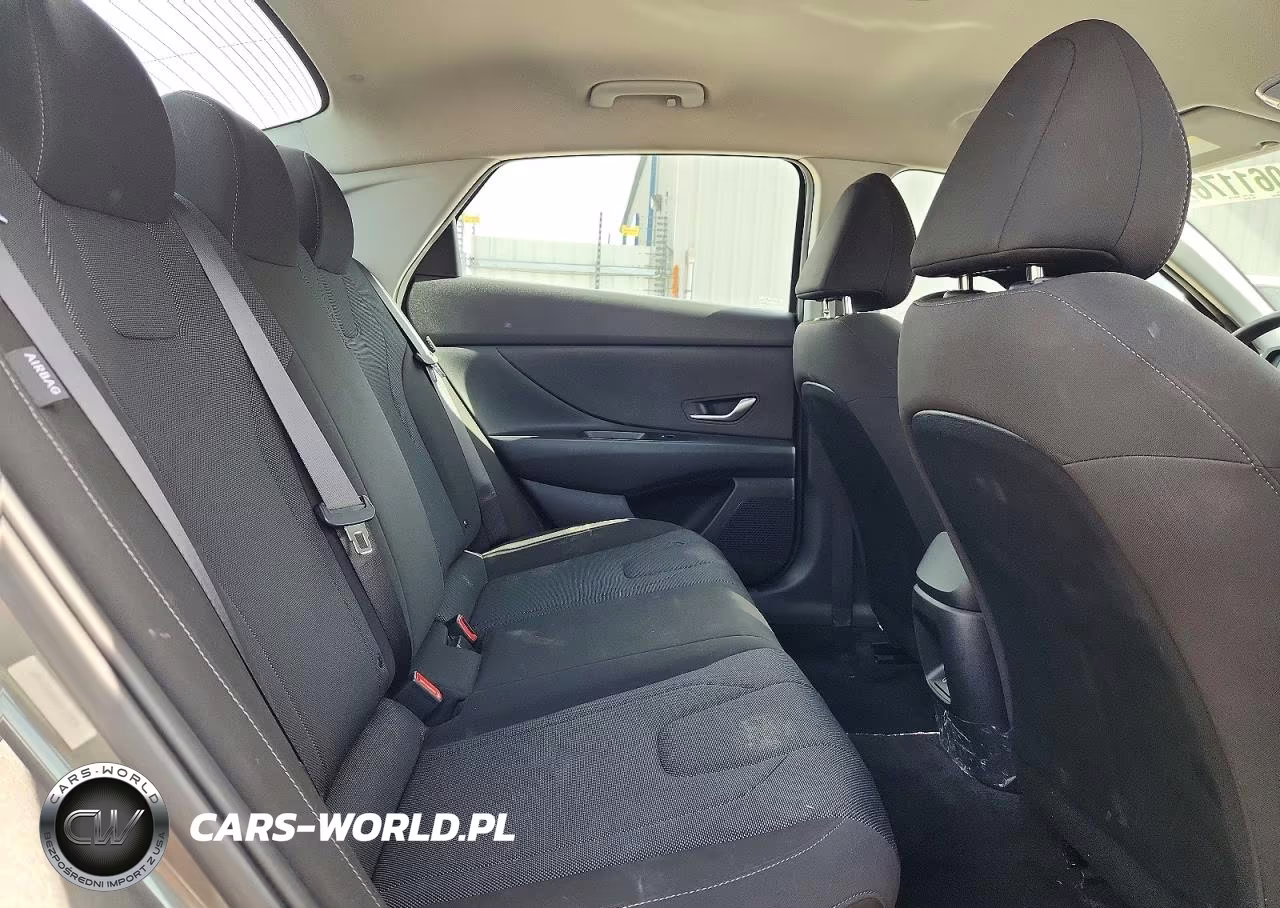 2025 Hyundai Elantra Se VIN:KMHLL4DG3SU881951 - 10