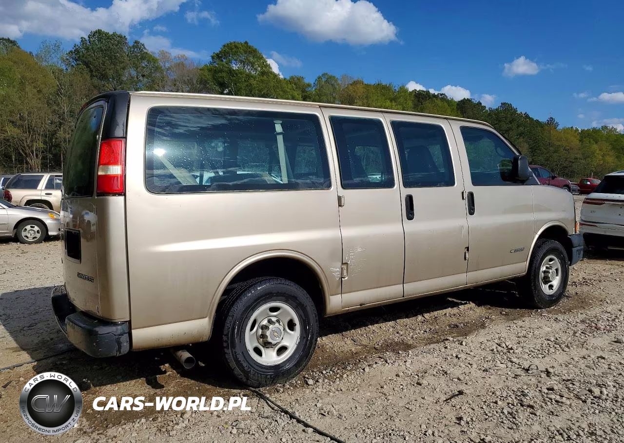 2005 Chev Express VIN:1GAGG25V851188965 - 3