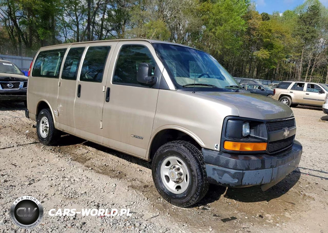 2005 Chev Express VIN:1GAGG25V851188965 - 4