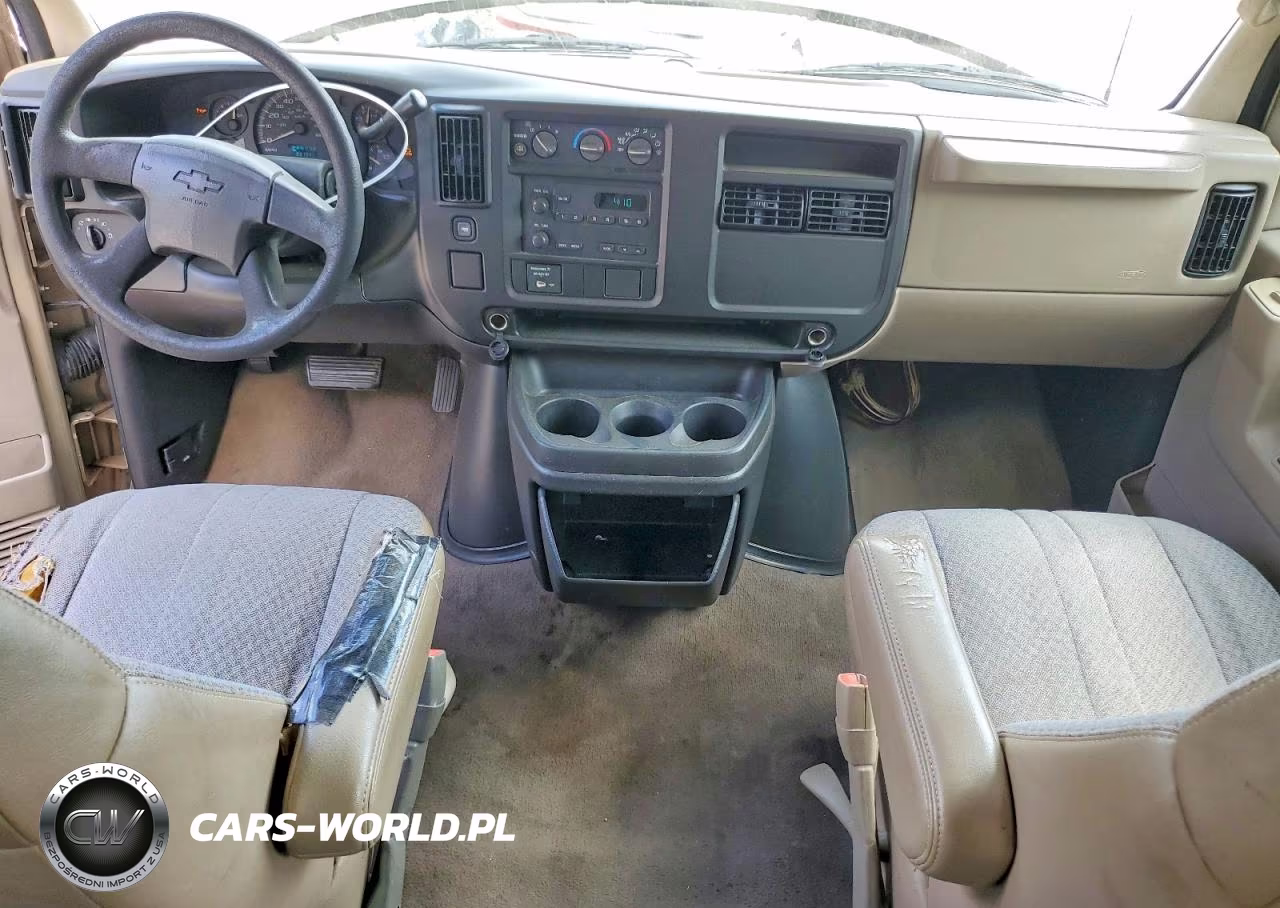 2005 Chev Express VIN:1GAGG25V851188965 - 8