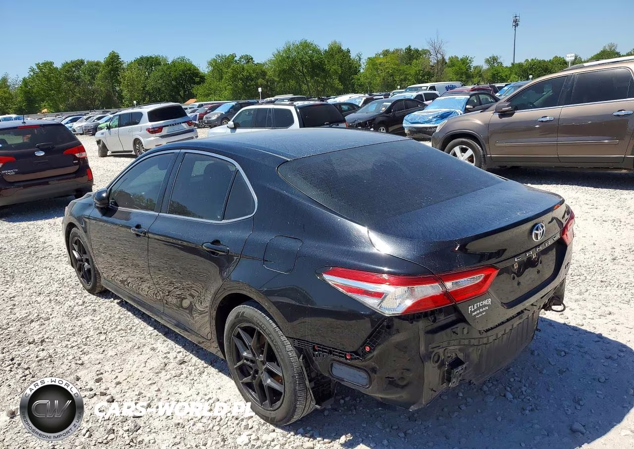 2018 Toyota Camry Le VIN:4T1B11HK6JU049422 - 2