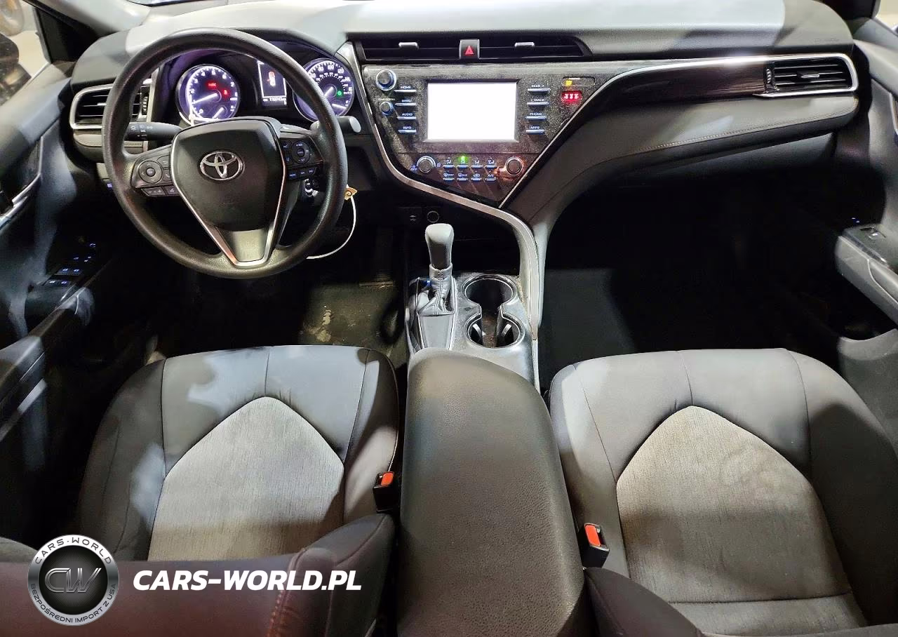 2018 Toyota Camry Le VIN:4T1B11HK6JU049422 - 8