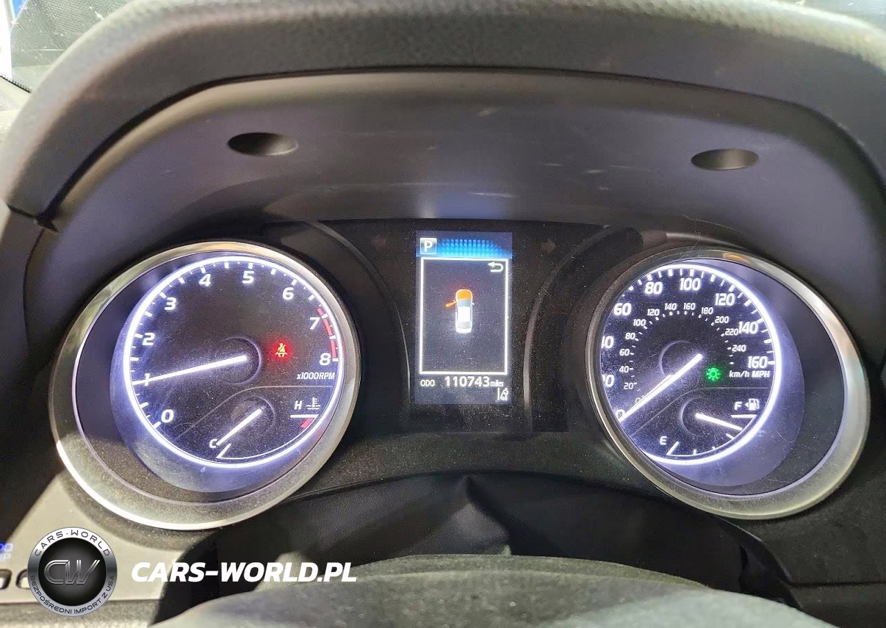 2018 Toyota Camry Le VIN:4T1B11HK6JU049422 - 9