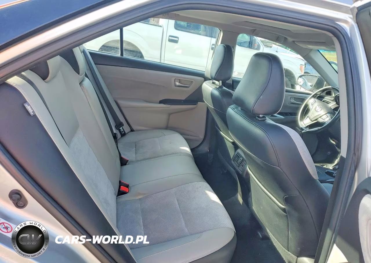 2016 Toyota Camry Xse VIN:4T1BF1FK9GU572768 - 10