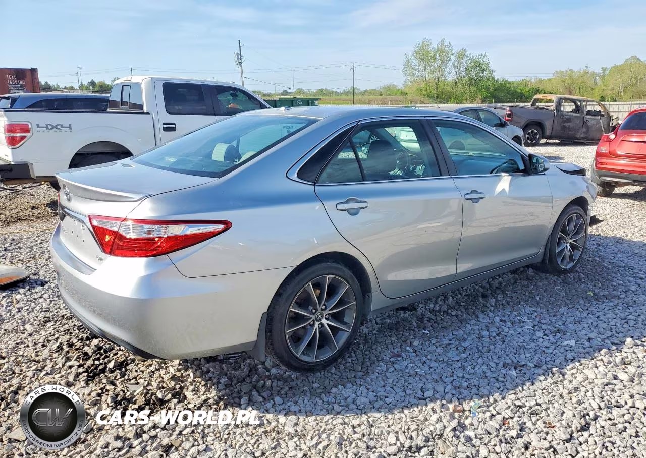 2016 Toyota Camry Xse VIN:4T1BF1FK9GU572768 - 3