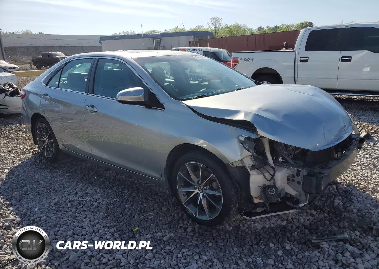 2016 Toyota Camry Xse VIN:4T1BF1FK9GU572768 - 4