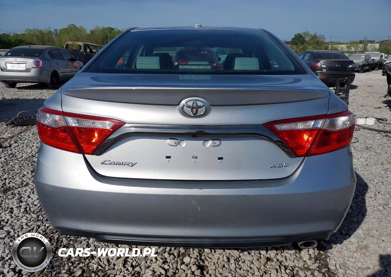 2016 Toyota Camry Xse VIN:4T1BF1FK9GU572768 - 6