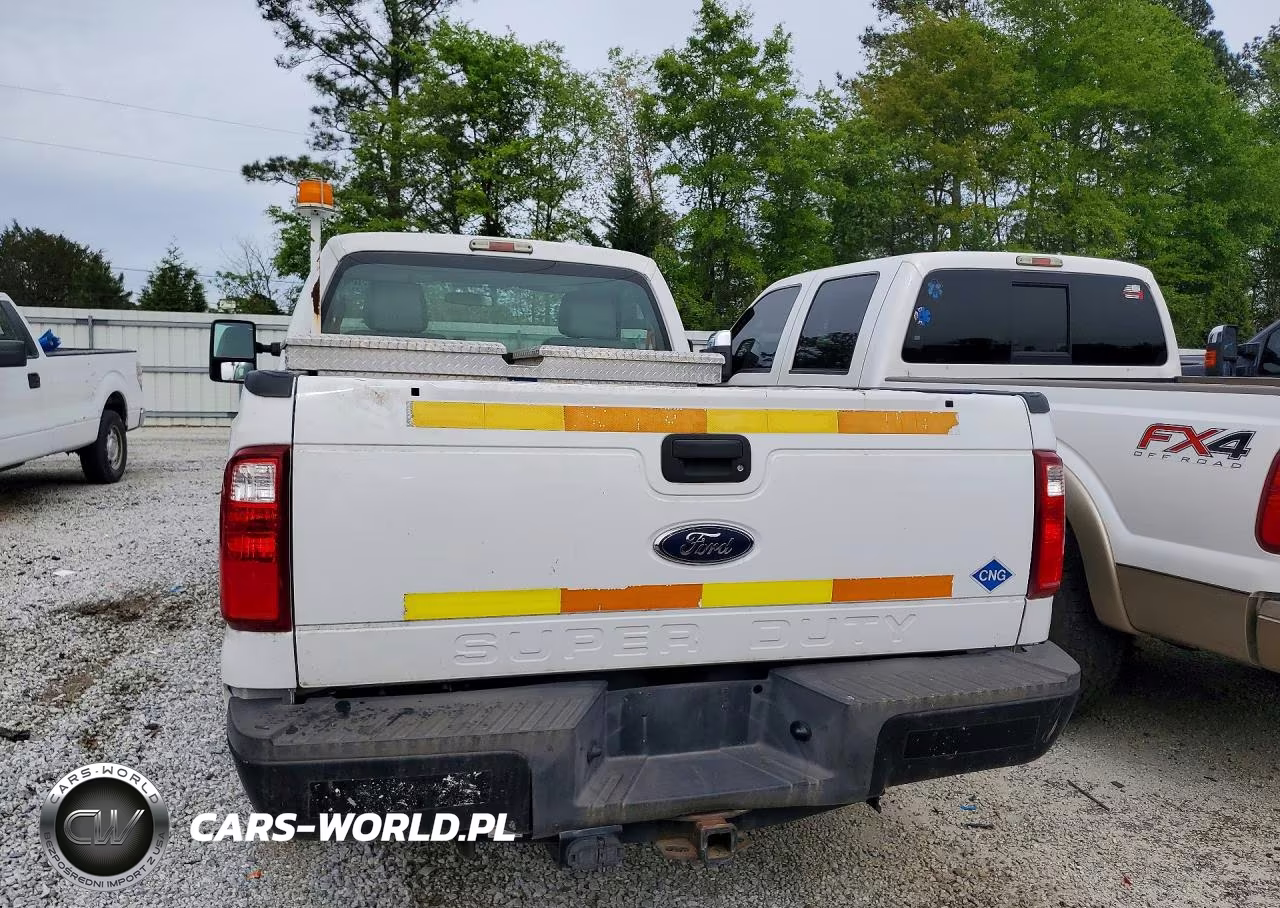 2013 Ford F250 Super Duty VIN:1FTBF2A66DEB82365 - 6