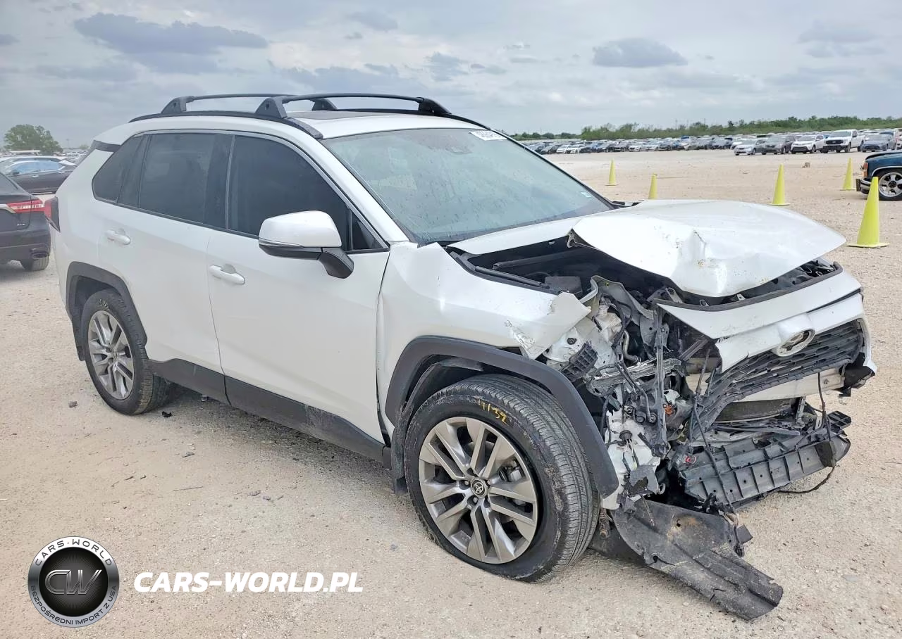 2023 Toyota Rav4 Xle Premium VIN:2T3C1RFV8PW278295 - 4