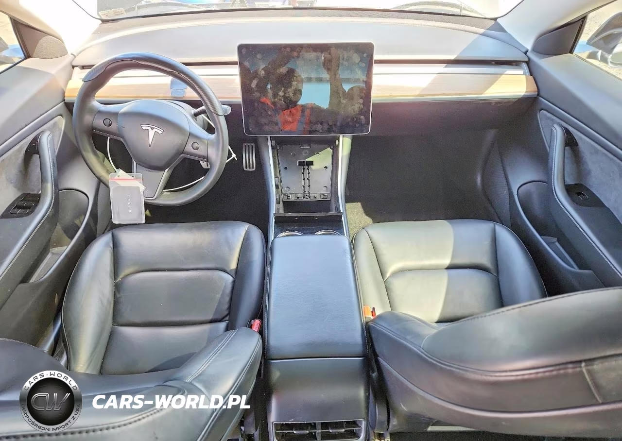 2020 Tesla Model 3 VIN:5YJ3E1EC8LF788104 - 8