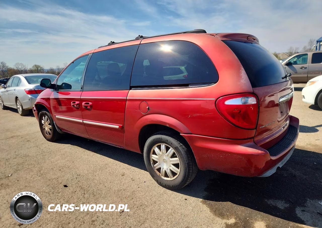 2005 Chrysler Town & Country Touring VIN:2C4GP54L75R145299 - 2