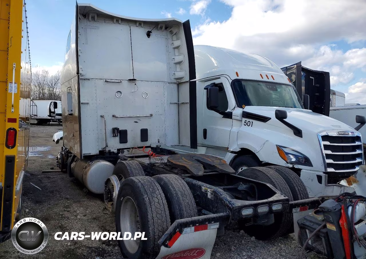 2023 Peterbilt 579 Semi Truck VIN:1XPBD49X5PD837199 - 3