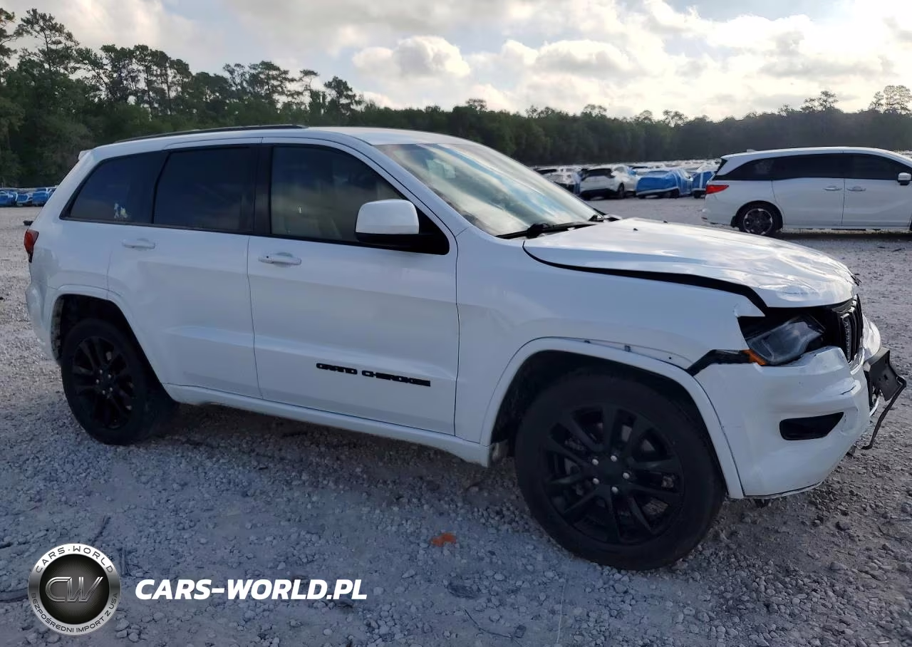 2021 Jeep Grand Cherokee Laredo VIN:1C4RJEAG9MC874106 - 4