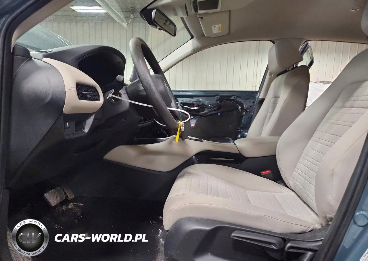 2025 Honda Hr-V Lx VIN:3CZRZ2H39SM761398 - 7
