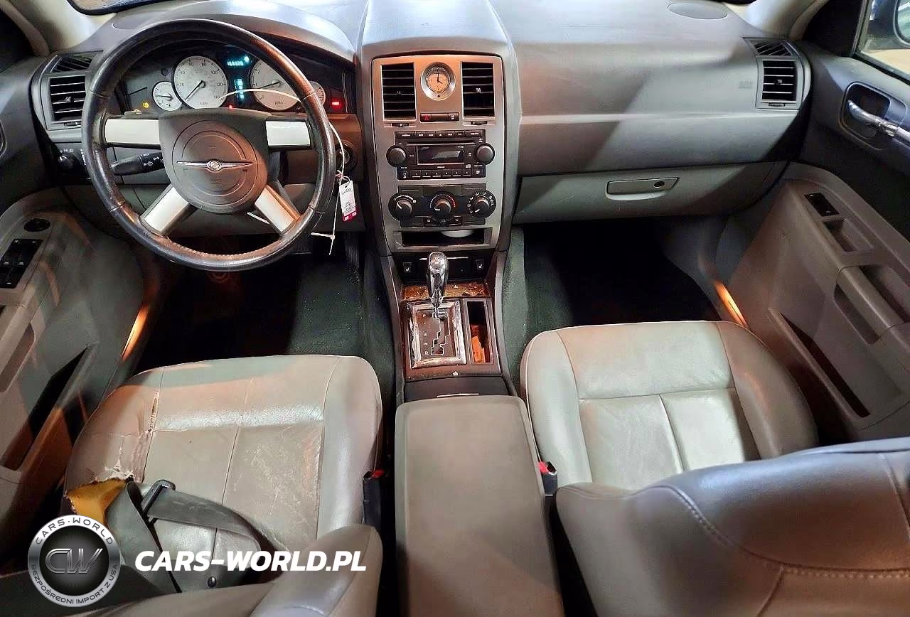 2006 Chrysler 300 Touring VIN:2C3KA53G36H434918 - 8