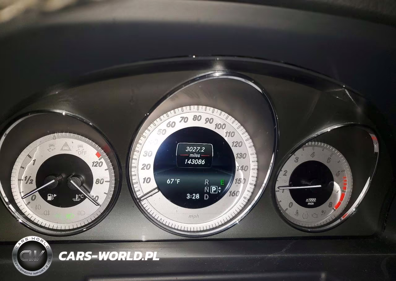 2015 Mercedes-Benz Glk 350 4Matic VIN:WDCGG8JB5FG342773 - 9