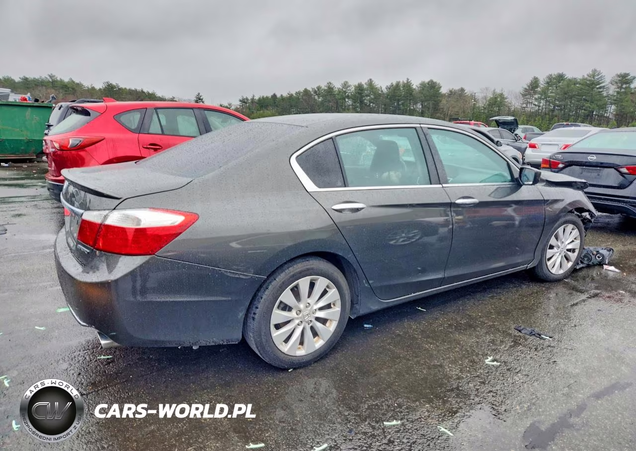 2015 Honda Accord Sport VIN:1HGCR2F52FA071965 - 3
