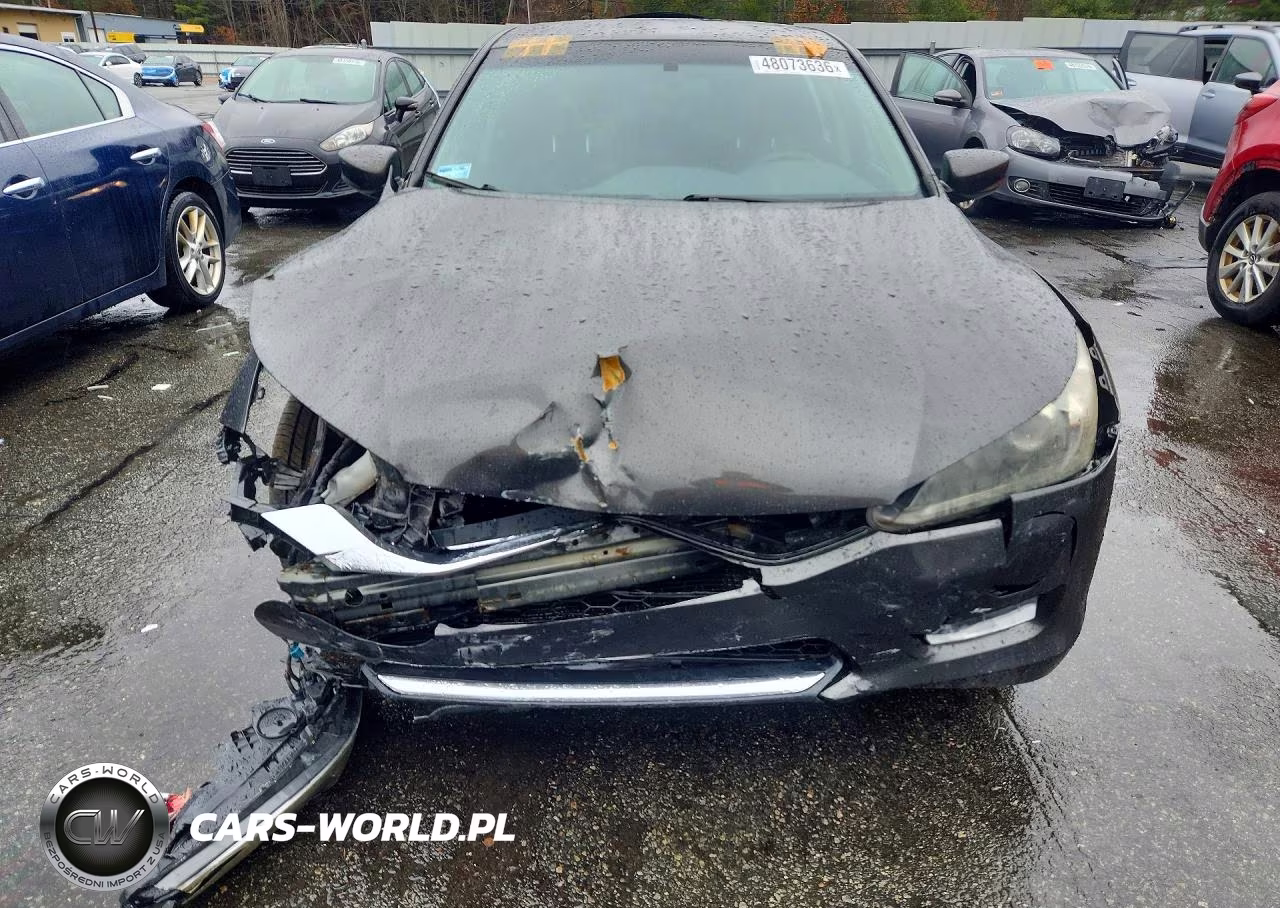 2015 Honda Accord Sport VIN:1HGCR2F52FA071965 - 5