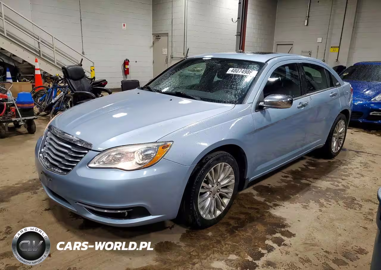 2012 Chrysler 200 Limited