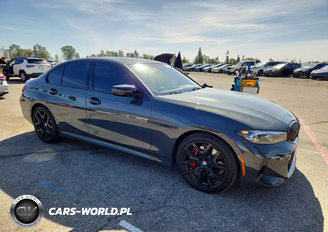 2026 BMW 330I VIN:3MW69CW0XT8F87422 - 4