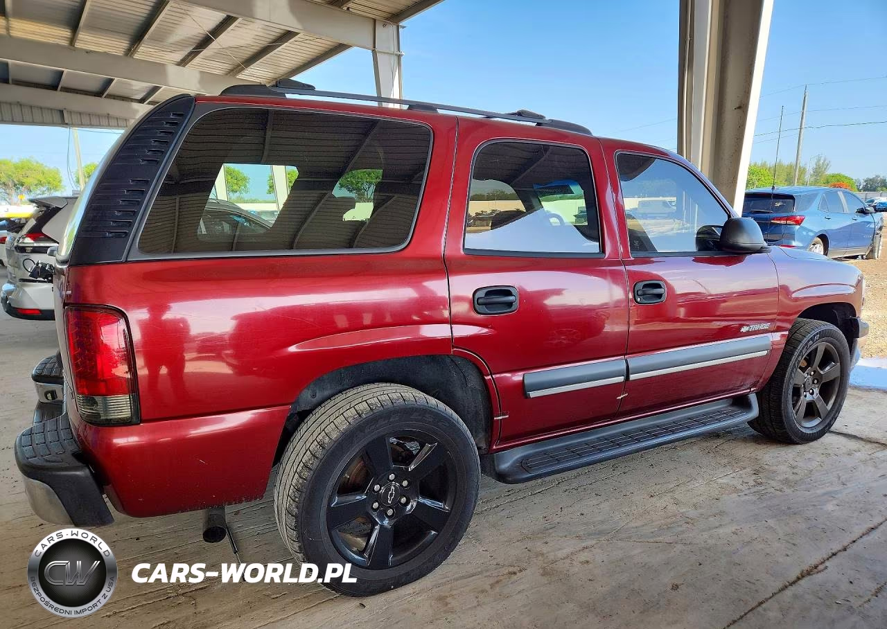2003 Chevrolet Tahoe K1500 VIN:1GNEK13V93J316452 - 3