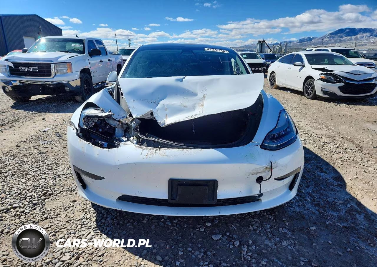 2019 Tesla Model 3 VIN:5YJ3E1EB1KF511168 - 5