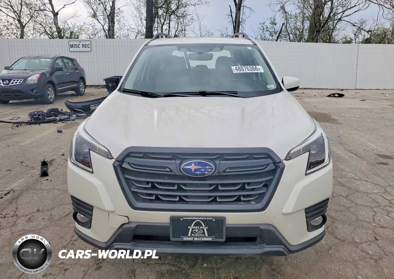 2022 Subaru Forester Premium VIN:JF2SKADCXNH407928 - 5