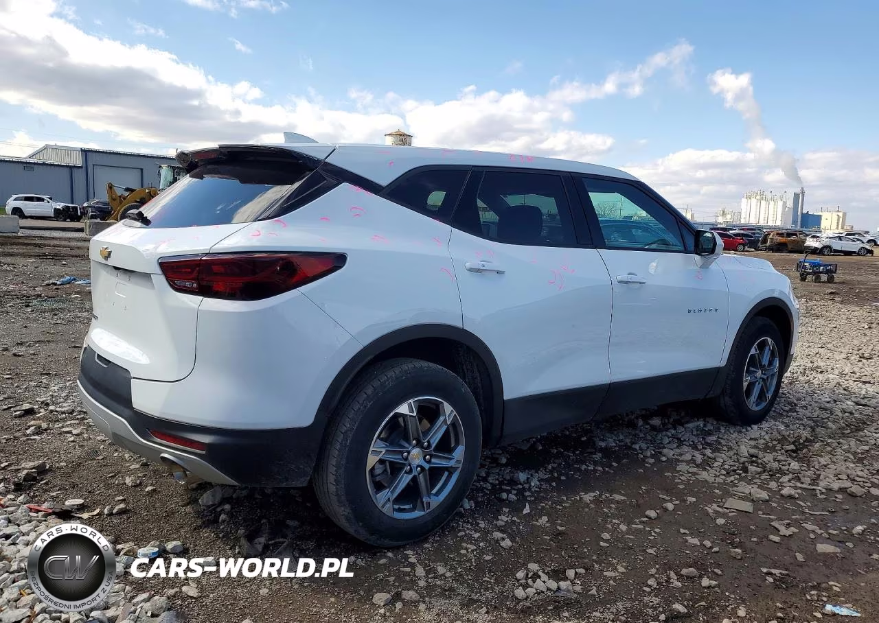 2024 Chevrolet Blazer 2Lt VIN:3GNKBCR48RS205556 - 3