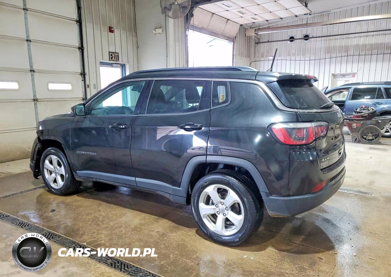 2018 Jeep Compass Latitude VIN:3C4NJDBB0JT278717 - 2