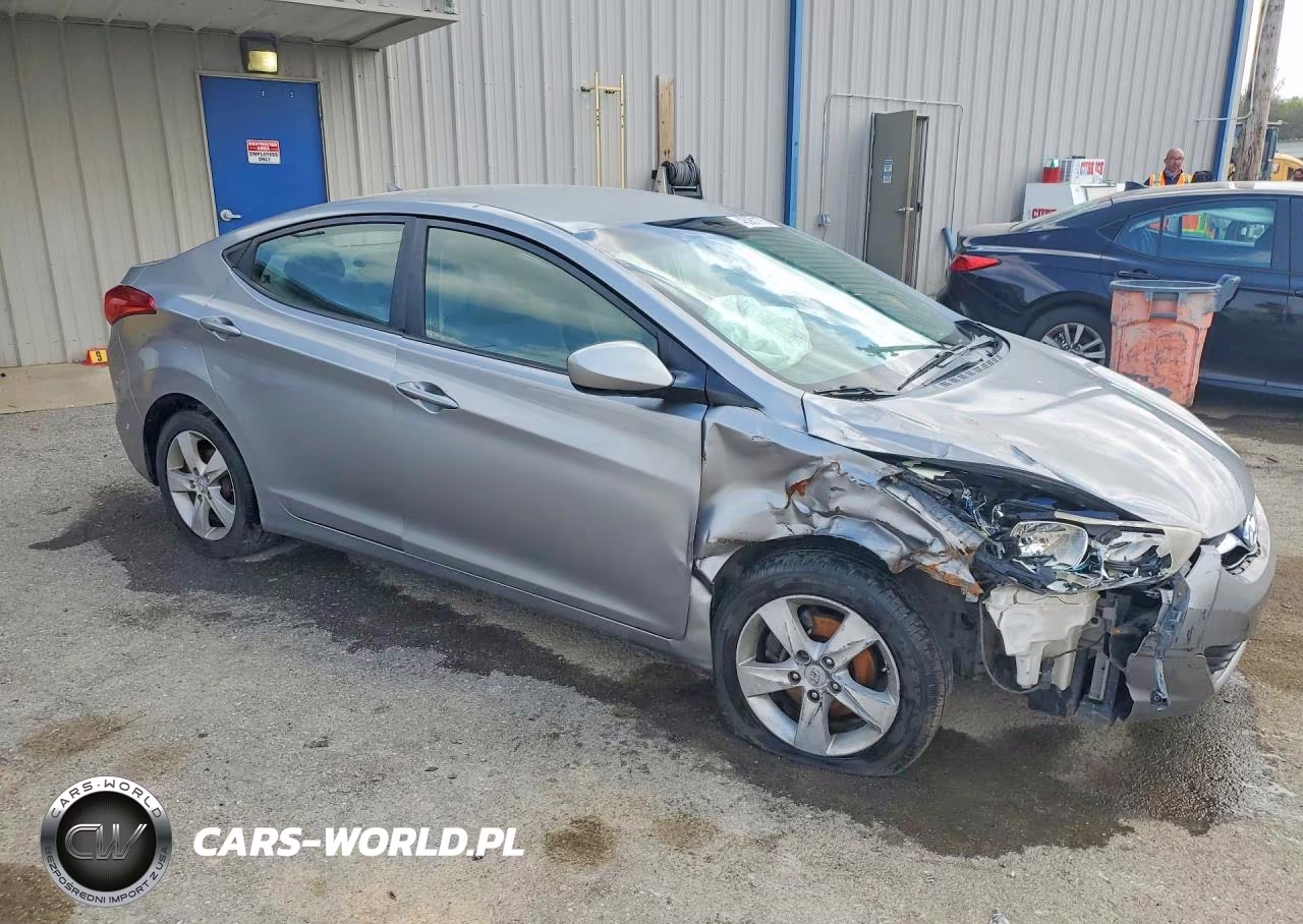 2011 Hyundai Elantra Gls VIN:KMHDH4AE8BU148741 - 4