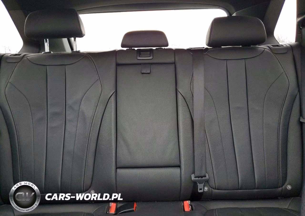 2018 BMW X5 xDrive35I VIN:5UXKR0C51J0X88826 - 10