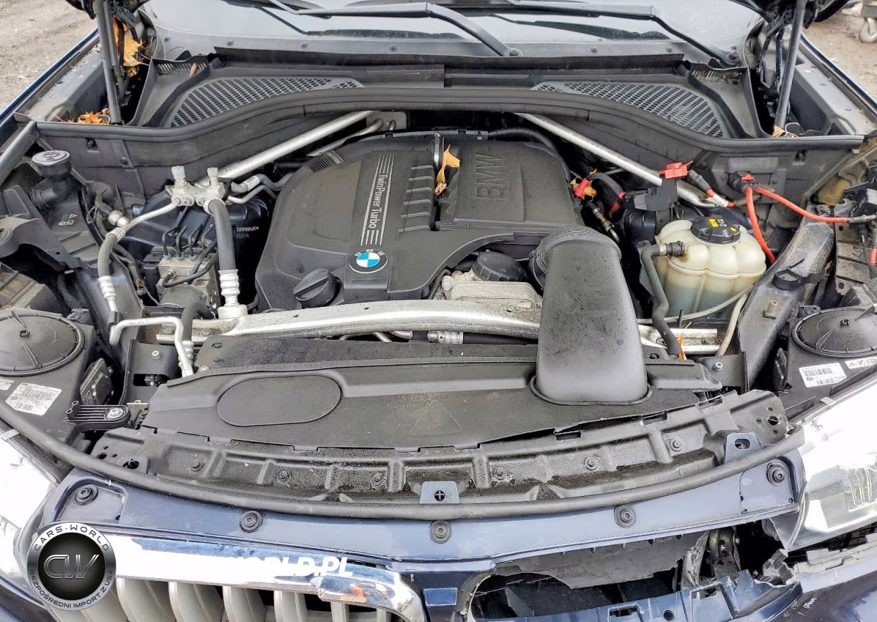 2018 BMW X5 xDrive35I VIN:5UXKR0C51J0X88826 - 12