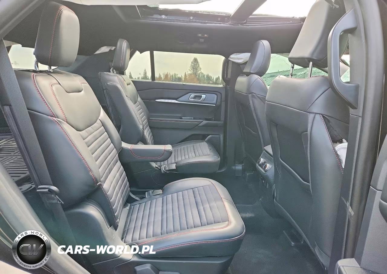 2025 Ford Explorer St-Line VIN:1FMUK8KH1SGA97731 - 10