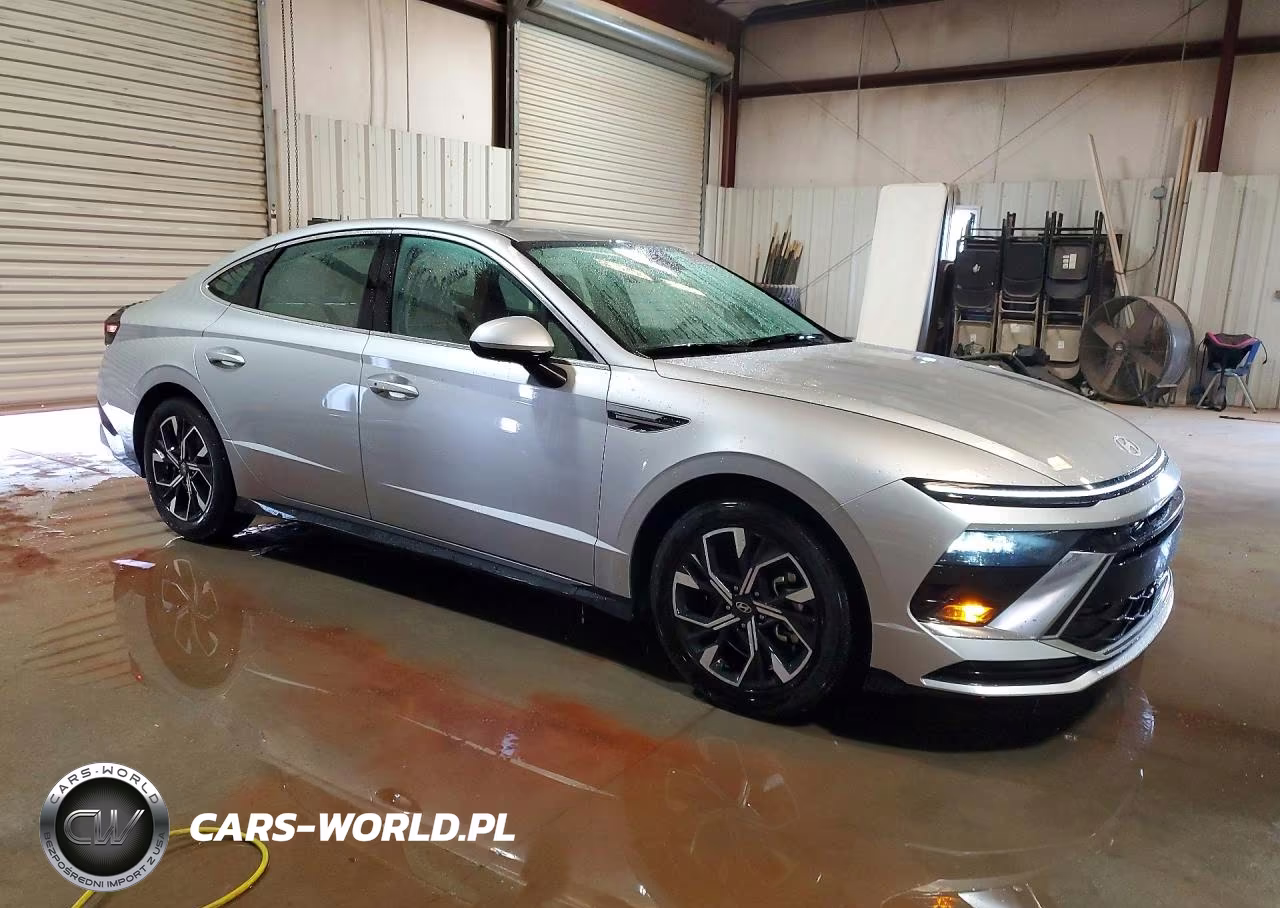 2025 Hyundai Sonata Sel VIN:KMHL64JA4SA469028 - 4