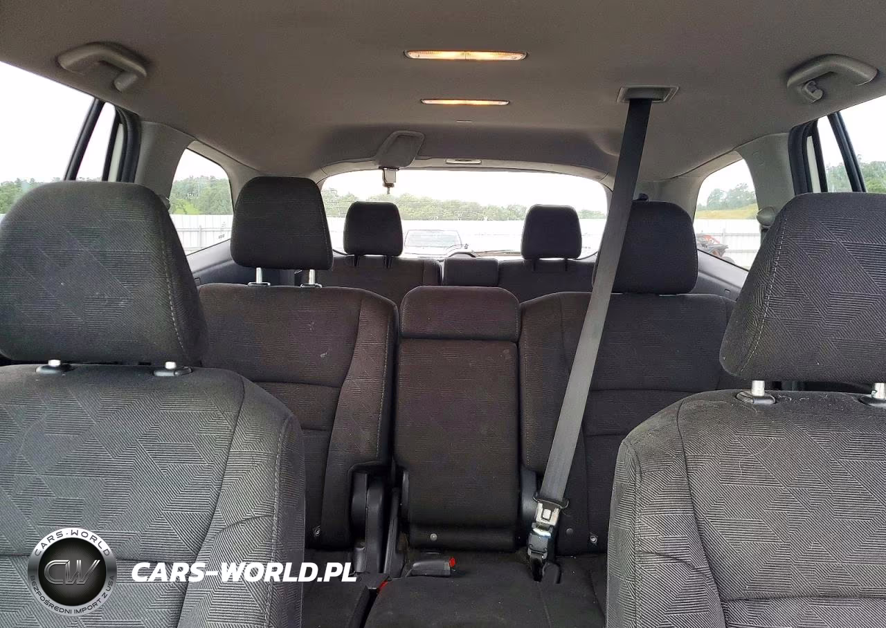 2019 Honda Pilot Lx VIN:5FNYF6H1XKB066951 - 10