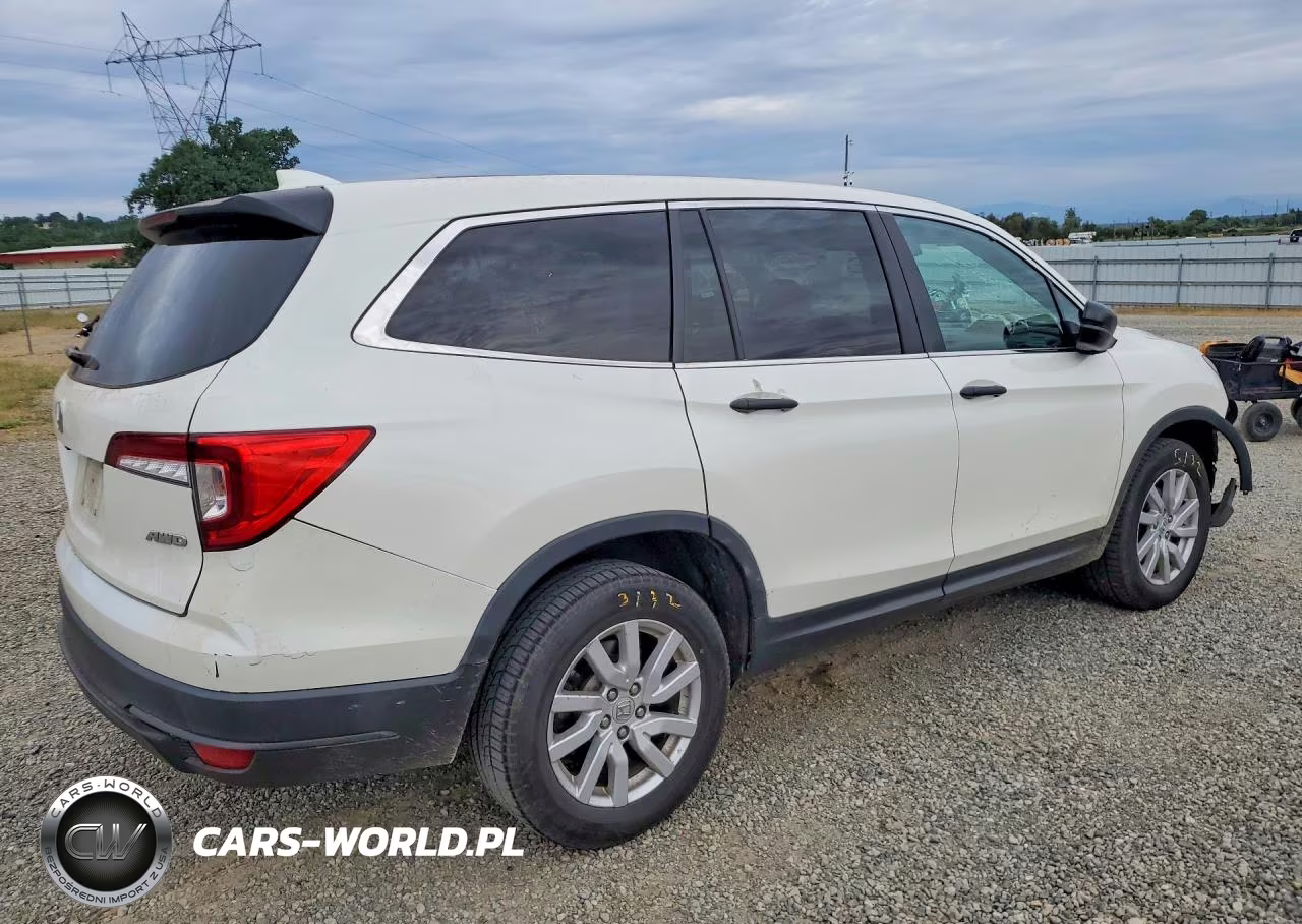 2019 Honda Pilot Lx VIN:5FNYF6H1XKB066951 - 3