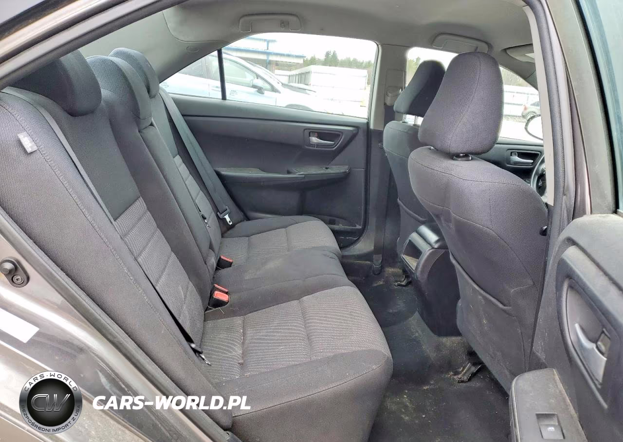 2017 Toyota Camry Le VIN:4T1BF1FK9HU663847 - 10