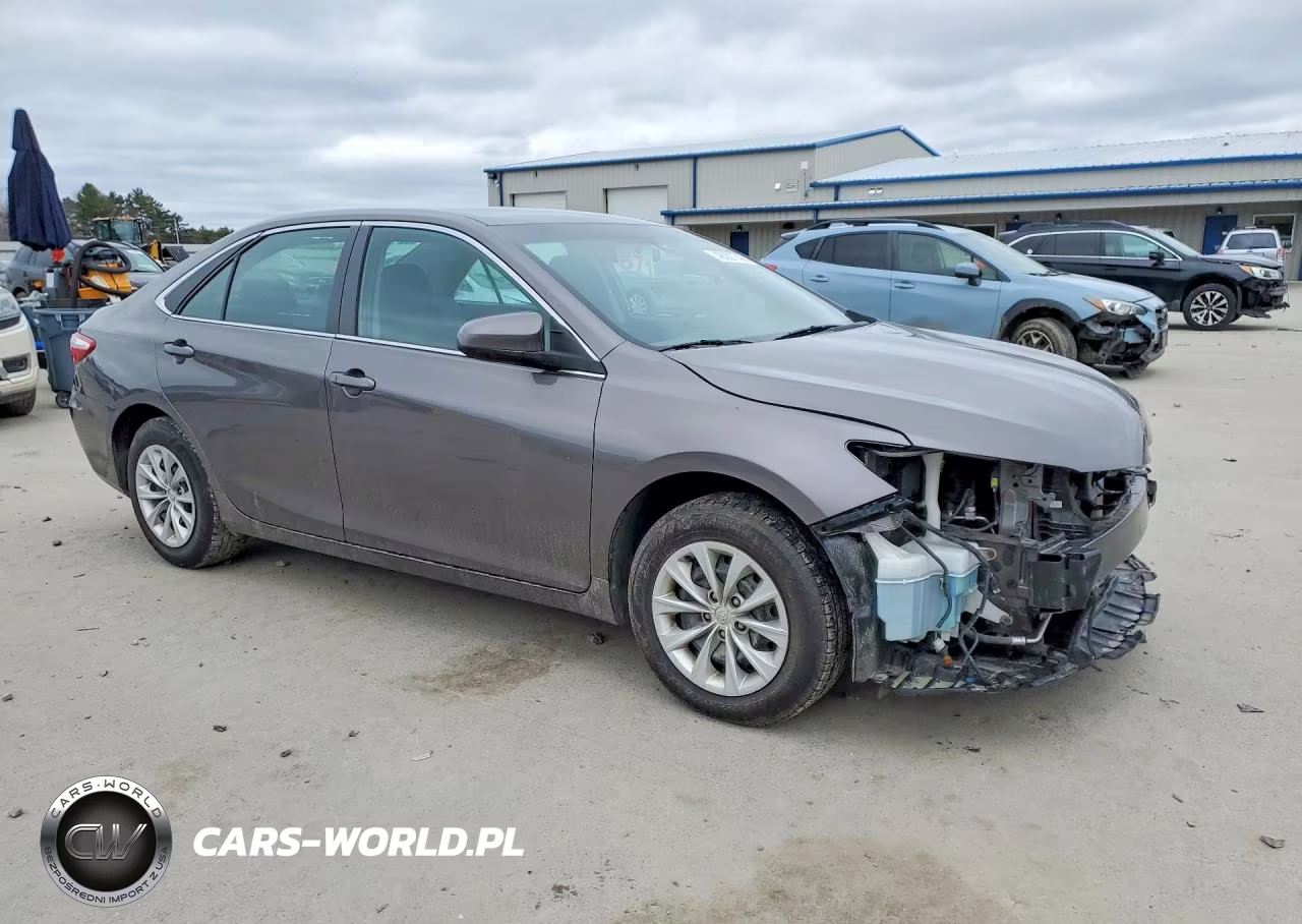 2017 Toyota Camry Le VIN:4T1BF1FK9HU663847 - 4